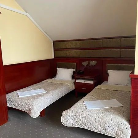 Kamel Hotel 3*
